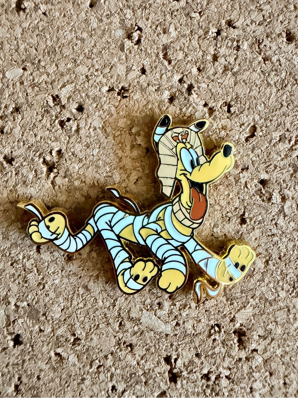 Disney Halloween Mickey and Friends Pink ala Mode Pin - Pluto Mummy